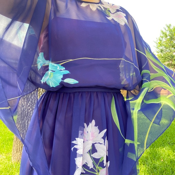 70’s Handmade Chiffon Dress - Picture 5 of 7